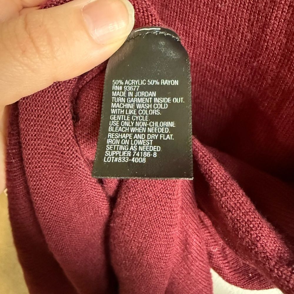 Worthington Women’s Burgundy Sweater Size Small - Picture 4 of 5